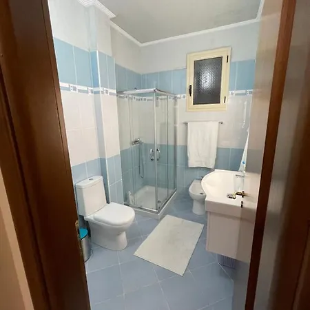 Flora Apartment *