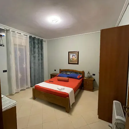 Flora Vlore
