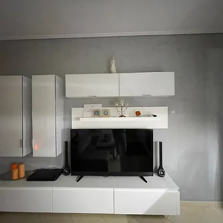 Flora Apartment *